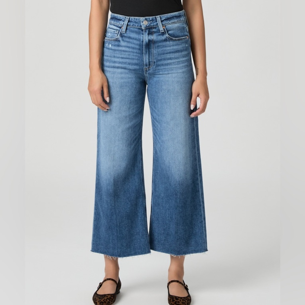 NWT PAIGE Anessa High Rise Raw Hem Wide Leg Jeans Size 32 or US 14